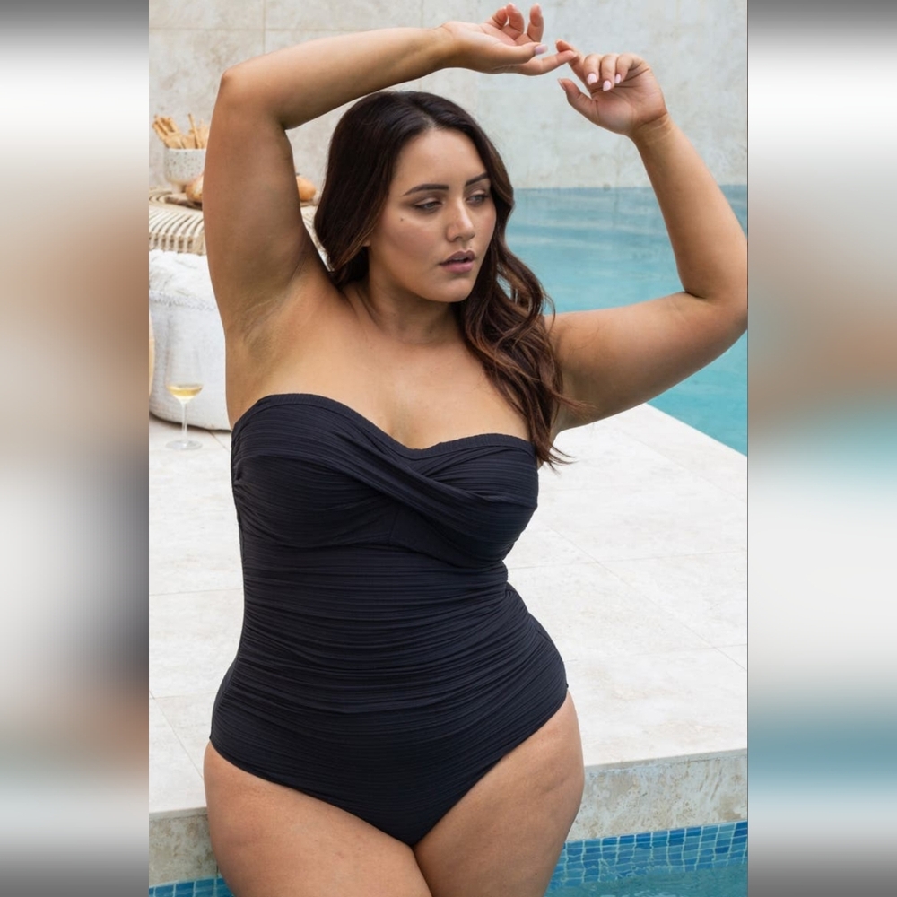 Aria Botticelli Underwire Bandeau One Piece Swimsuit in Black